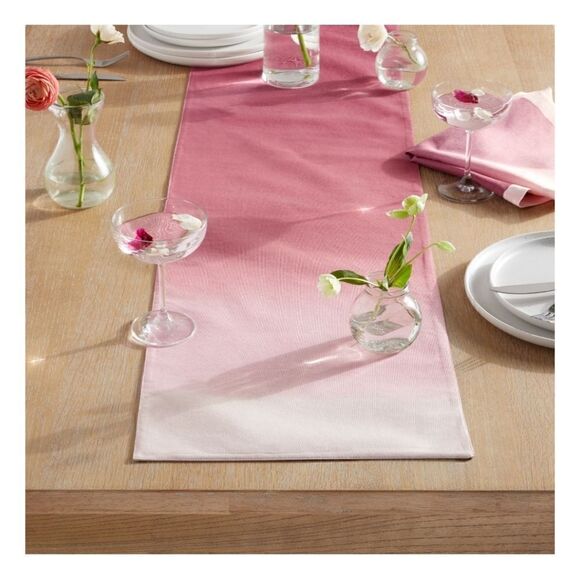 Dinning for two.Valentine's Day Table runner, placemats, napkins ring Bundle set - Picture 3 of 11